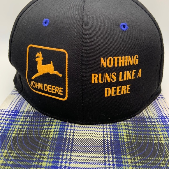 Vintage John Deere 'Nothing Runs Like A Deere' Retro Plaid Snapback Hat - Picture 2 of 16